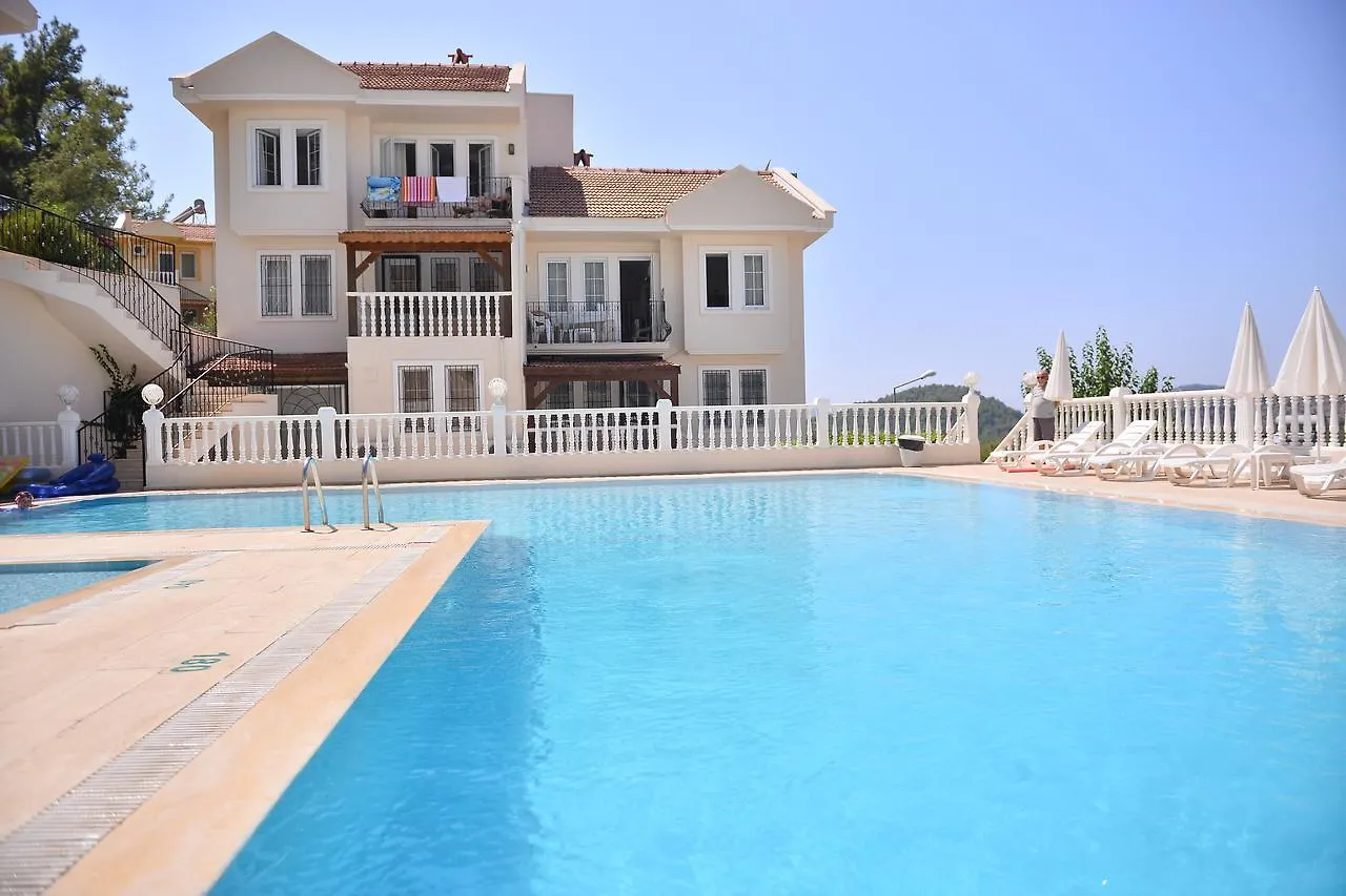 Hotel Pine Grove Upper C3 Oludeniz