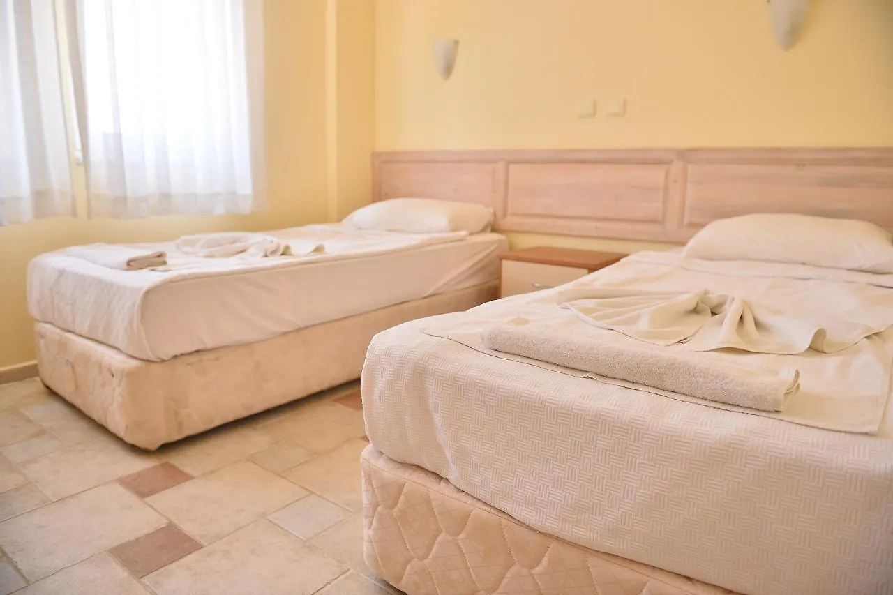 Hotel Pine Grove Upper C3 Oludeniz