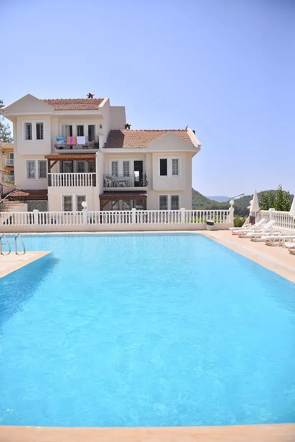 Hotel Pine Grove Upper C3 Oludeniz